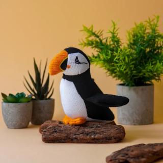 We're chuffed to say that our gorgeous Puffin toys and baby rattles are now back in stock, alongside our bold stripe diplos, dodo rattles and more. Don't delay in ordering your Xmas stock. #bestyearstoys #bestyearsbesttoys #puffintoys #puffinsofinstagram #puffins #atlanticpuffin #knittedbaby #knittedtoys #kidsgifts #kidstoys #softtoys #backinstock #wholesalexmas #wholesaletoysuk #wholesaleuk #wholesaletoys #sme