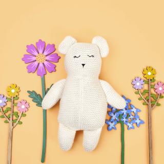 Happy National American Teddy Bear Day! Seems like the perfect day to share a photo of our white teddy bear. This organic teddy bear makes an ideal baby shower gift, newborn baby gift or Christmas gift for a young baby. The organic cotton is sustainably sourced and stuffed with recycled polyester fill . These toys are made by a family firm in India. We source all our toys ethically and know and visit our toy makers to ensure we are happy that they offer fair working conditions. #bestyearstoys #bestyearsbesttoys #nationalamericanteddybearday #teddybear #teddybearday #nationalteddybearday #organiccuddles #organicteddies #organicteddy #sustainableorganiccotton #organiccotton #whiteteddy #whitebabyshower #whitebabytoys #organicbaby #wholesaleuk #wholesaletoysuk #sme